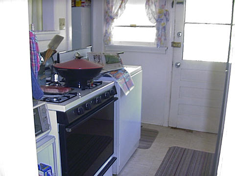 kitchen_before_1230974941_o